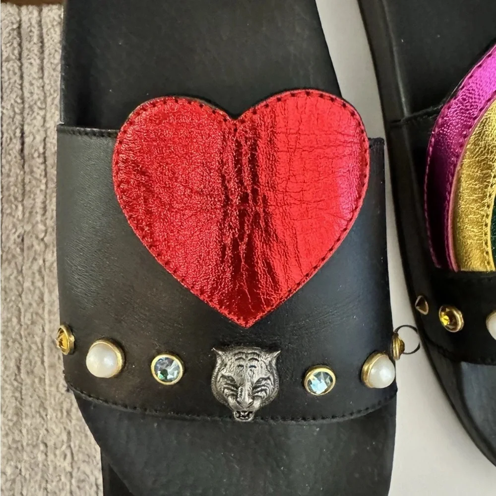 Gucci black Women's Slide Sandals with Red Heart & Rainbow Accent - Picture 2 of 6